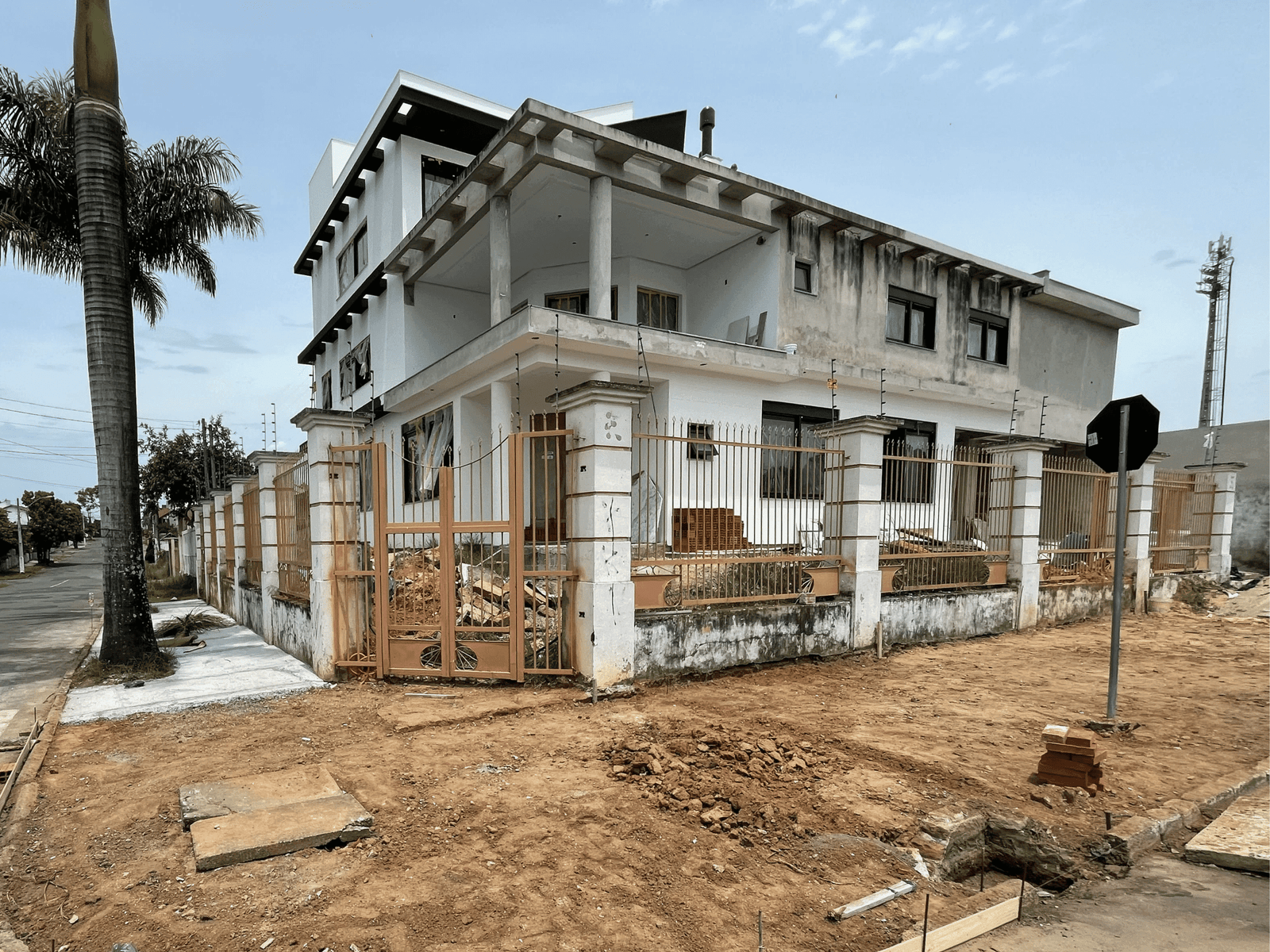 casa-cristo-rei-antes (1)